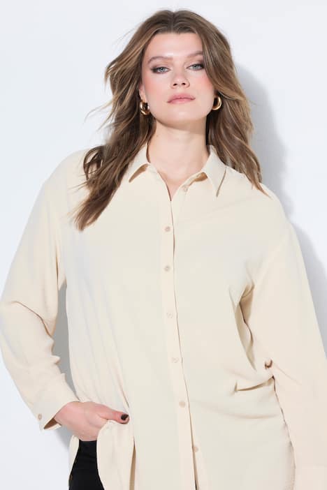 Chemise oversized en tissu crêpe, col de chemise et manches longues