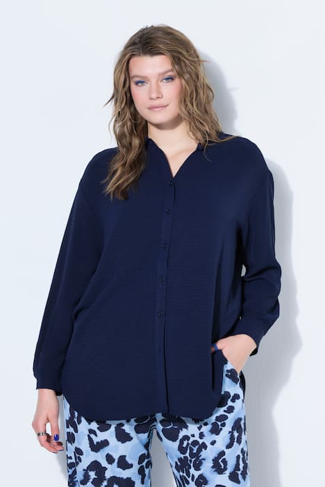 Chemise oversized en tissu crêpe, col de chemise et manches longues