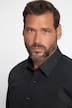 Chemise à poignets mousquetaires#, manches longues. Boutons de manchettes. Col Kent. Coupe Modern Fit.