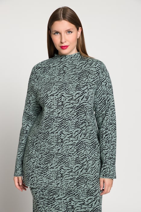 Sweater med zebradesign, højhalset krave og lange ærmer