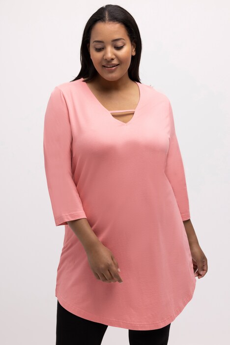 Round Keyhole Neckline Curved Hem Swing Knit Tunic