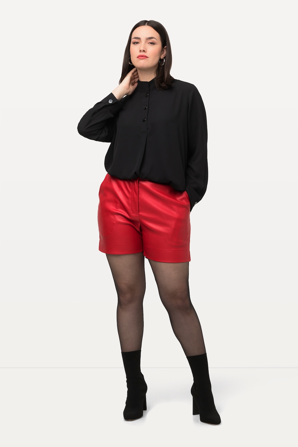 Plus Size Mid Rise Faux Leather Shorts Plus Size Shorts Set