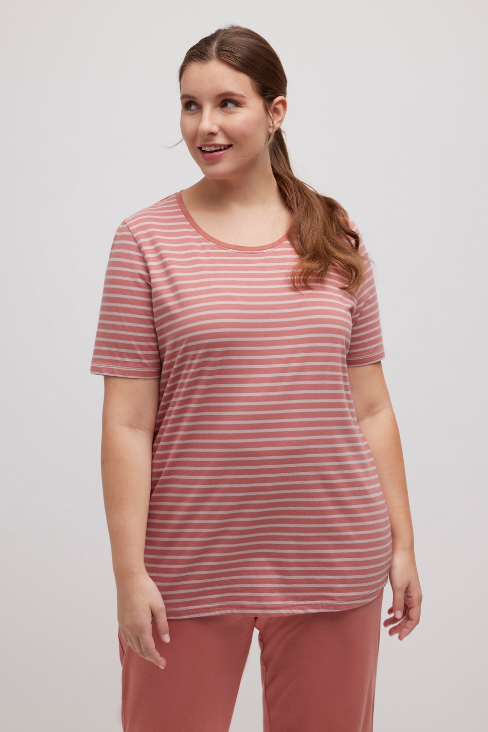 Maglia Svasata Ulla Popken In Cotone Biologico – Scollo A V E Maniche 3/4, Orlo A Punte, Taglio Comodo