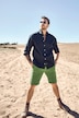 Chemise en lin mélangé, manches longues et col Kent, coupe Modern Fit