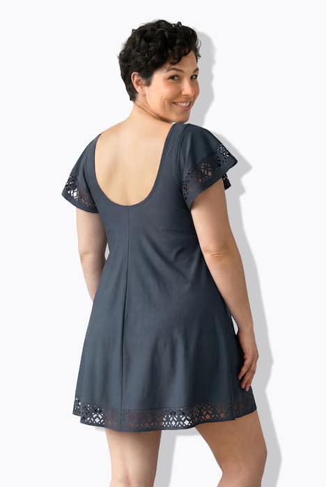 Badekleid, Flügelärmel, Softschalen, Lasercut-Muster, Bügel