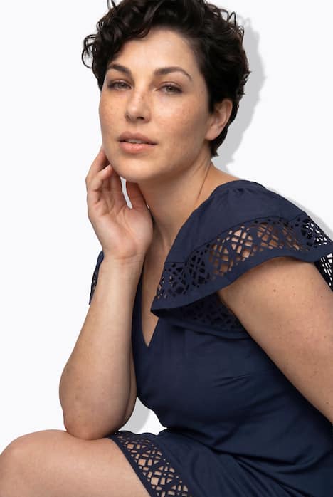 Badekleid, Flügelärmel, Softschalen, Lasercut-Muster, Bügel