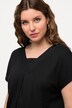 T-shirt, ozdobna plisa, oversize, dekolt w serek, rękaw 1/2