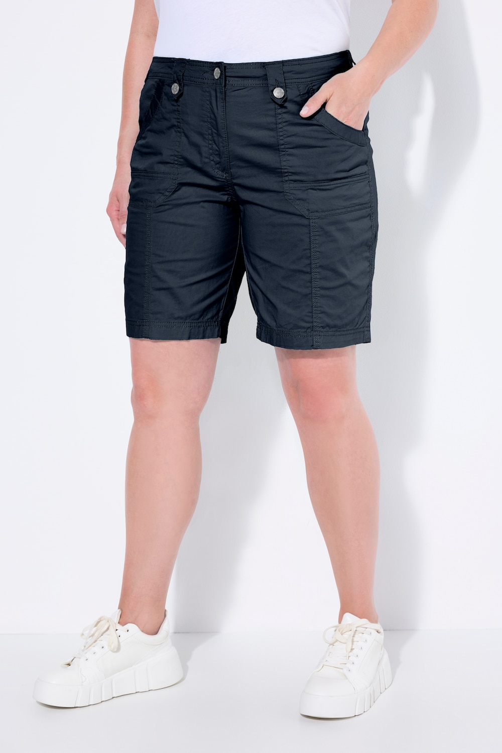 Thumbnail - Große Größen Cargo-Bermuda, Damen, blau, Größe: 42, Baumwolle, Ulla Popken