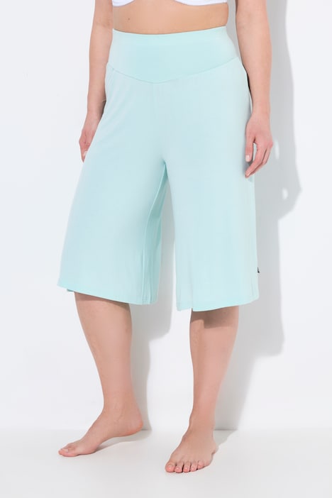 Wide-Leg Flared Bermuda Shorts