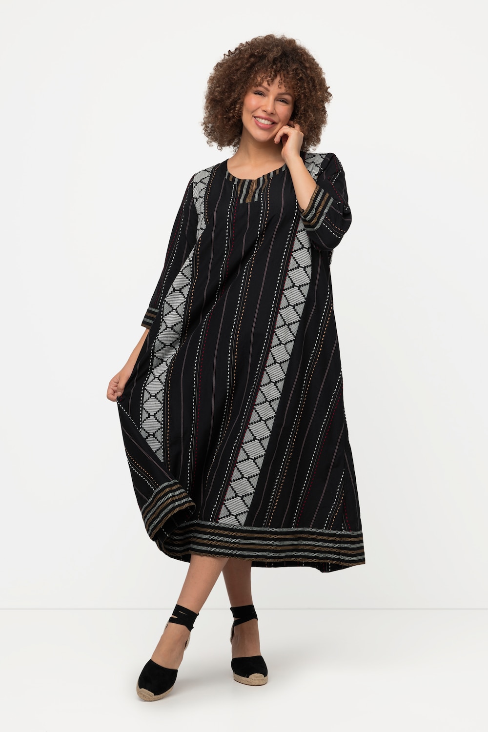 grandes tailles caftan silhouette en a. motif ethnique. col tunisien, femmes, noir, taille: 52/54, coton, ulla popken