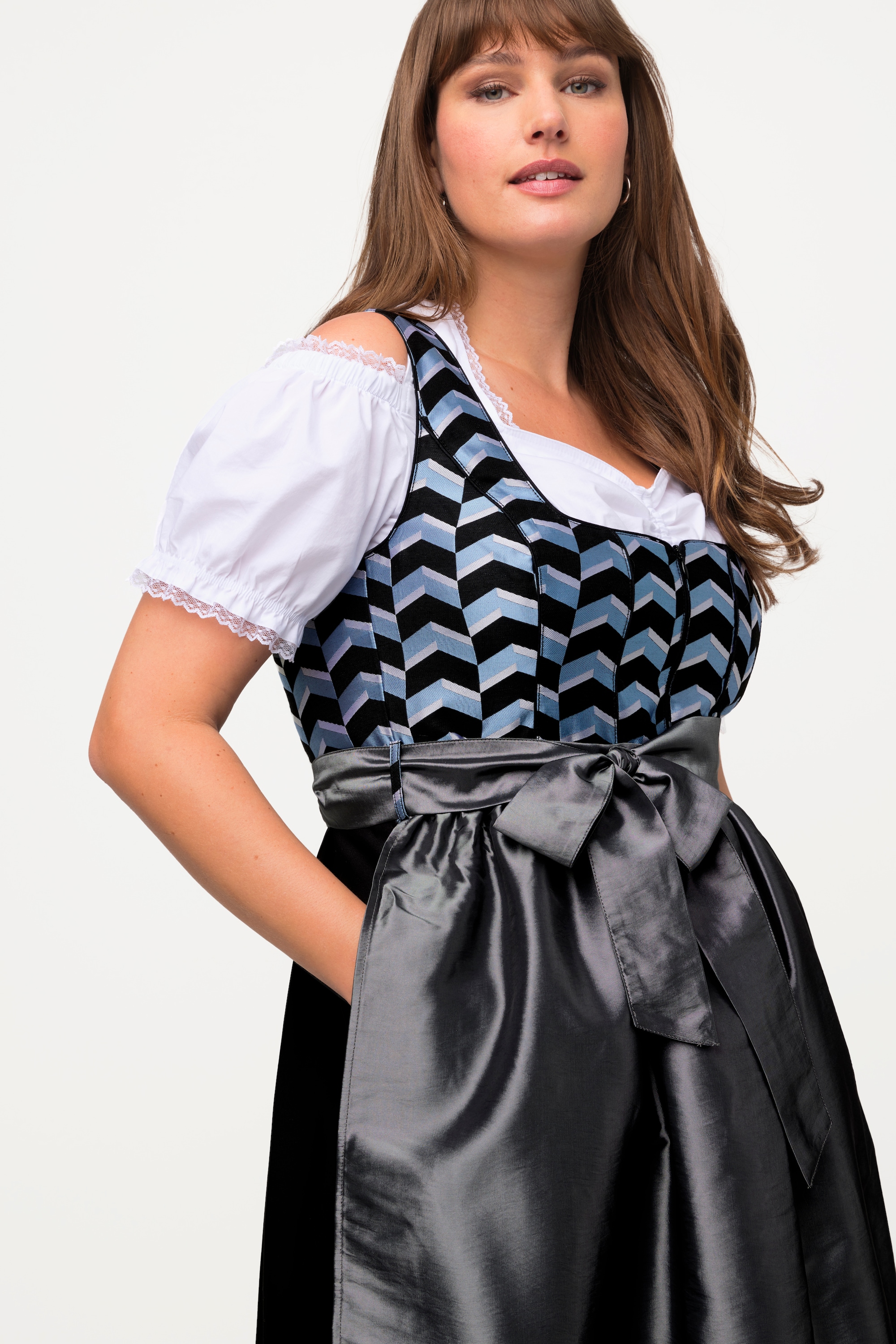 Ulla Popken Damen große Größen Dirndl Zackenmuster Carree Ausschnitt
