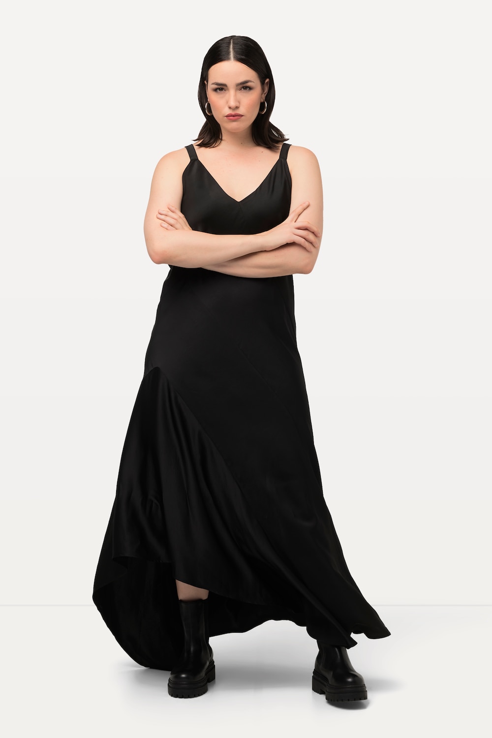 Große Größen Satin-Maxikleid, Damen, schwarz, Größe: 54/56, Polyester, Ulla Popken