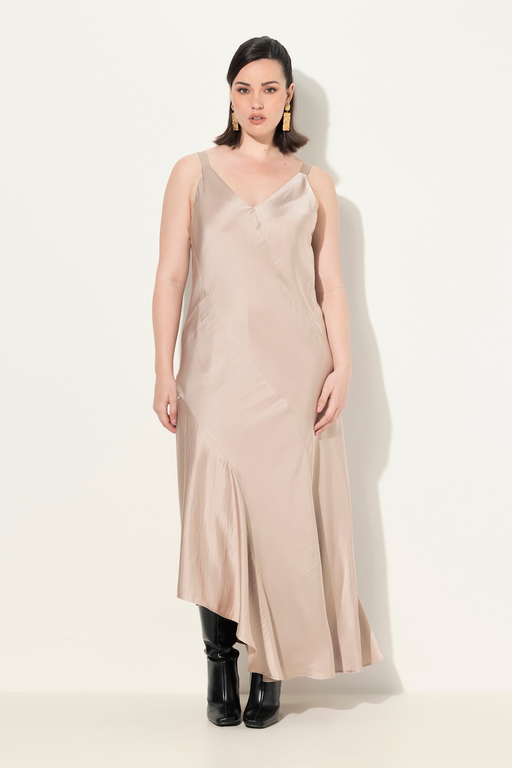 Große Größen Satin-Maxikleid, Damen, beige, Größe: 50/52, Polyester, Ulla Popken