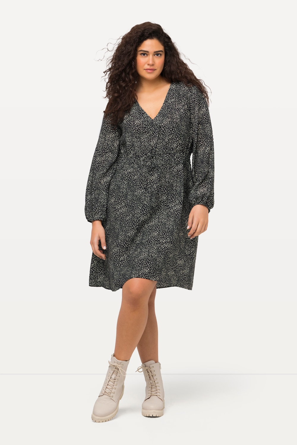 Große Größen Midikleid, Damen, schwarz, Größe: 46/48, Viskose/Synthetische Fasern, Ulla Popken