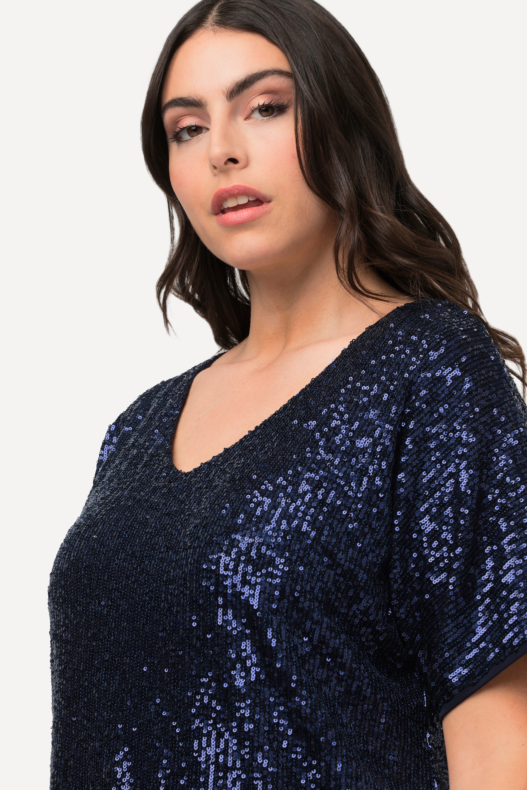 Ulla Popken Damen große Größen Pailletten Shirt Oversized V Ausschnitt
