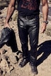 Pantalon en cuir nappa d'agneau de grande qualité, coupe Regular Fit 5 poches - jusqu'au 70