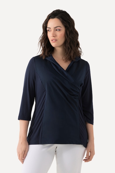 Blouse collection Classic, décolleté en V et manches 3/4, col en taffetas