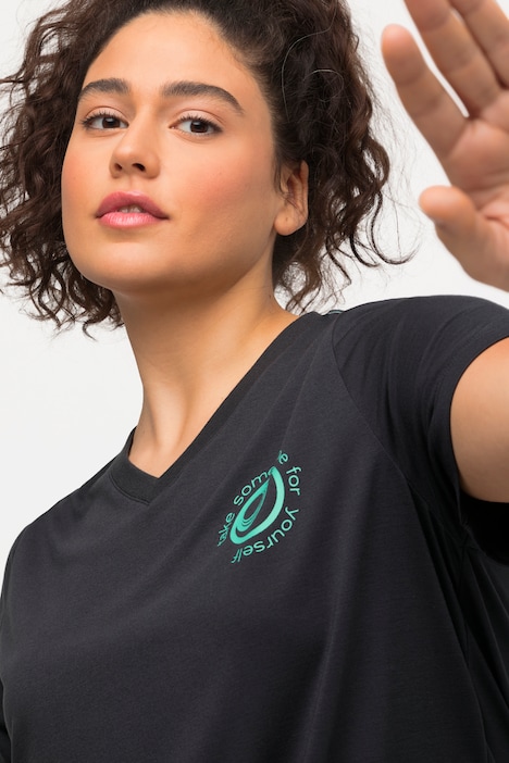 Athletic Short Sleeve V-Neck Tee | T-Shirts | Knit Tops & Tees