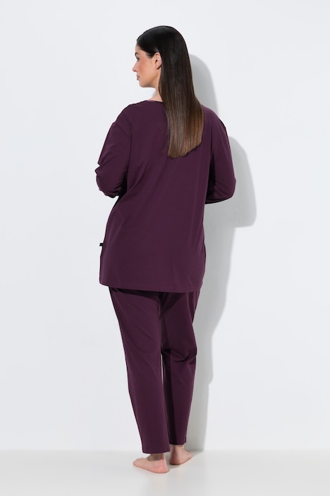 Pyjama, satijnen borstzak, V-hals, lange mouw