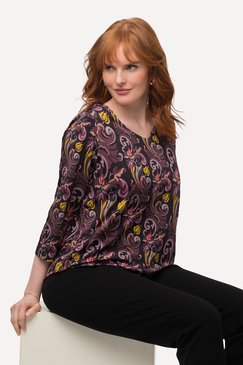 3/4 Sleeve V-Neck Paisley Tee