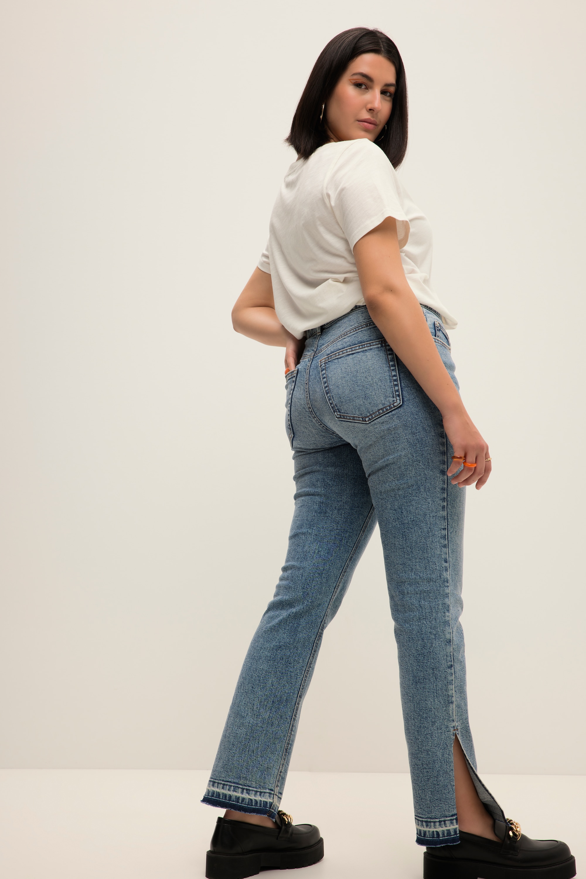 Studio Untold Damen große Größen Jeans Straight Fit Fransensaum Schlitz außen