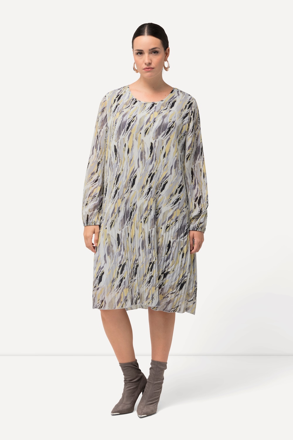 Große Größen Plissee-Kleid, Damen, grau, Größe: 54/56, Polyester/Viskose, Ulla Popken