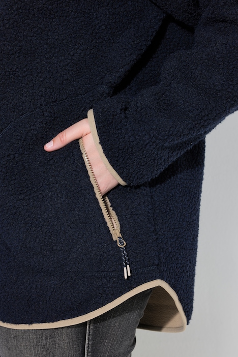Teddyjacke, Kapuze, Reißverschlusstaschen, Steppnähte