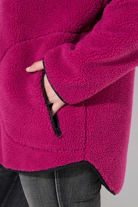 Teddyjacke, Kapuze, Reißverschlusstaschen, Steppnähte