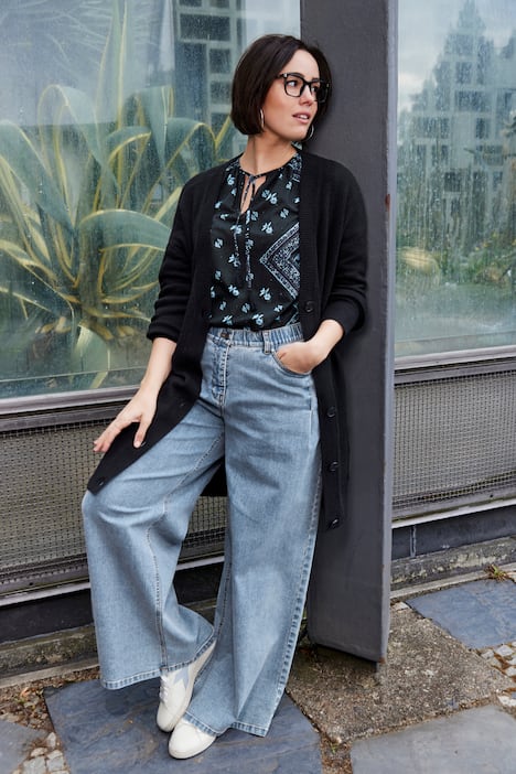 Cardigan, boxy, knopen, V-hals, fijn breisel