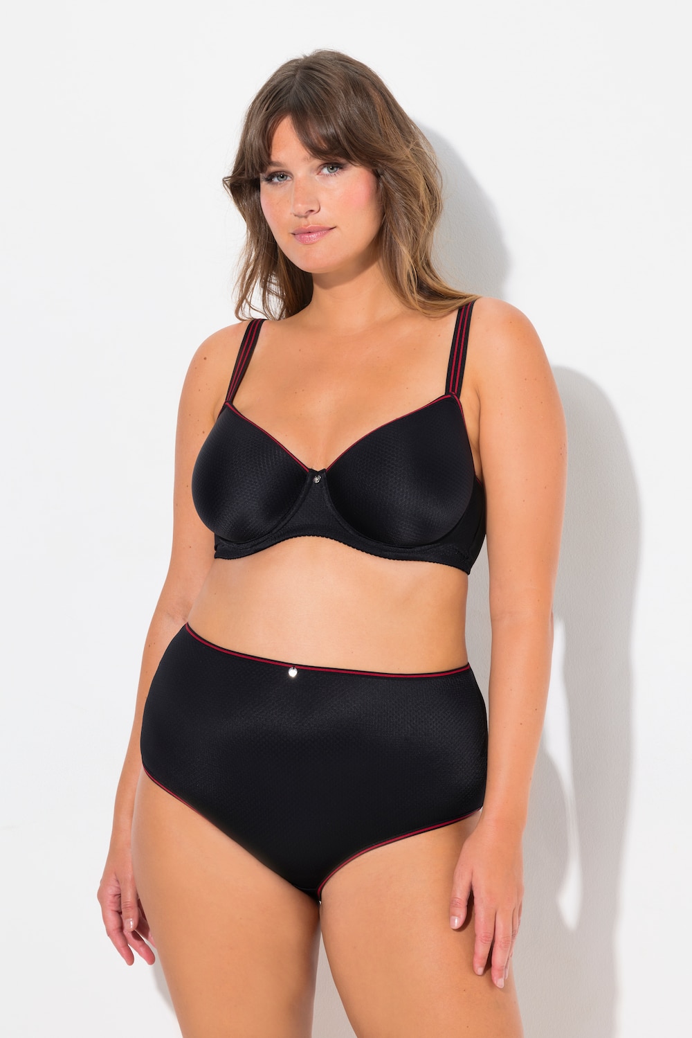 Große Größen Bügel-BH, Damen, schwarz, Größe: 95C, Synthetische Fasern/Elasthan, Ulla Popken