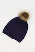 Bonnet en maille fine et douce avec un pompon moelleux