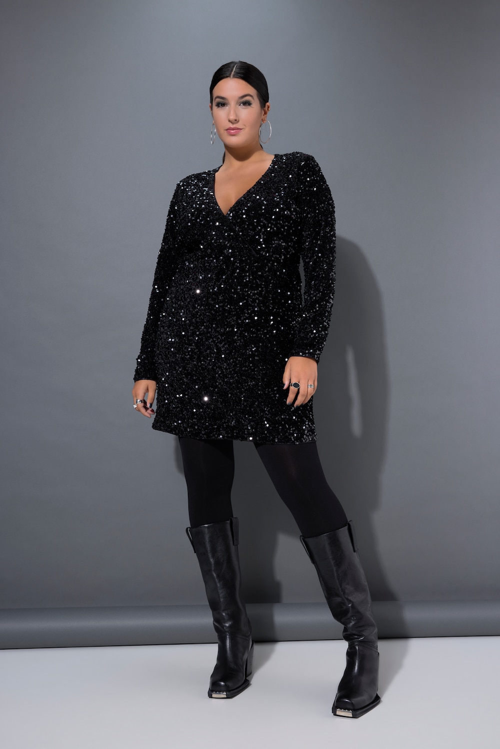 Kleid, Wickeloptik, Pailletten, V-Ausschnitt