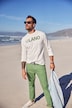 Pantalon chino ventre confort. Coupe Straight Fit sans pinces - jusqu'au 74