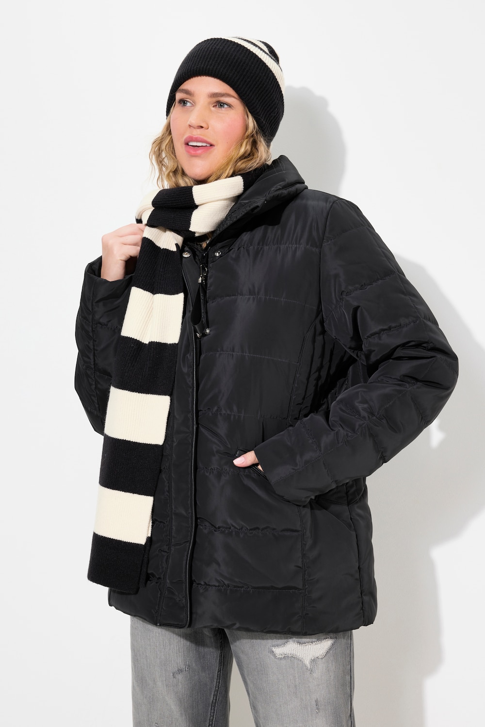 Große Größen Steppjacke mit leichter Wattierung, Damen, schwarz, Größe: 50/52, Polyester, Ulla Popken