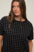 T-shirt, oversize, nadruk w kratkę, okrągły dekolt, rękaw 1/2