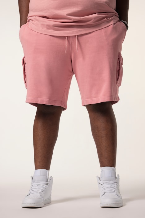 Bermuda cargo STHUGE en molleton, avec taille élastique. Coupe Relaxed Fit. Jusqu'au 8XL.