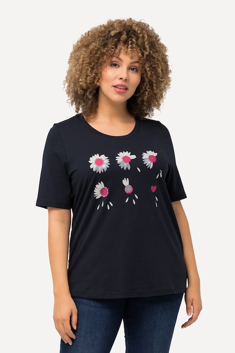 Loves Me Short Sleeve Graphic Tee