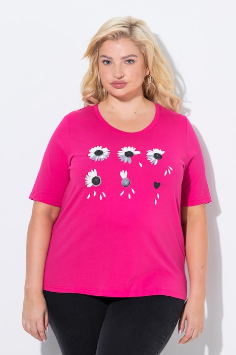 Loves Me Short Sleeve Graphic Tee