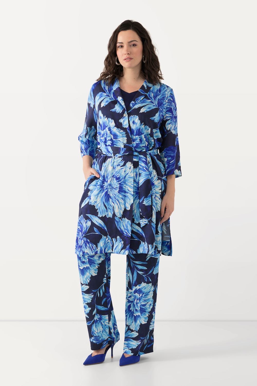 Thumbnail - Große Größen Jacke, Damen, blau, Größe: 50/52, Viskose, Ulla Popken