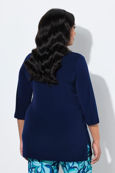 T-shirt long, décolleté en V et manches 3/4, coupe évasée