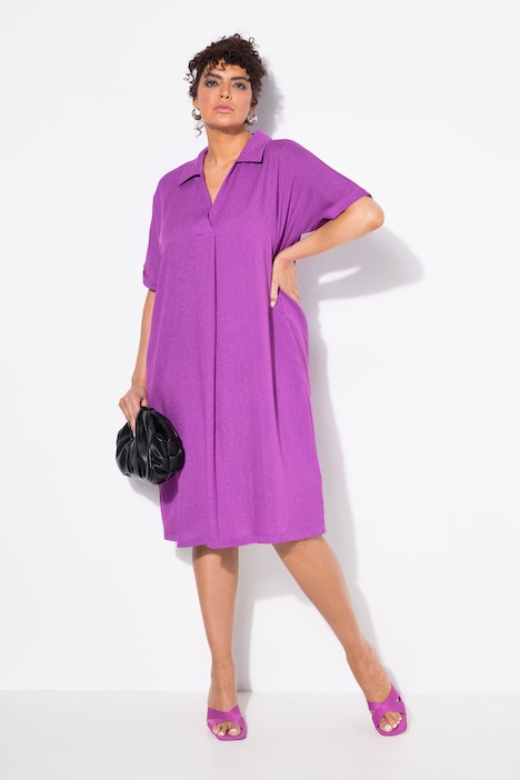 Robe midi oversized, décolleté en V, manches courtes et col de chemise