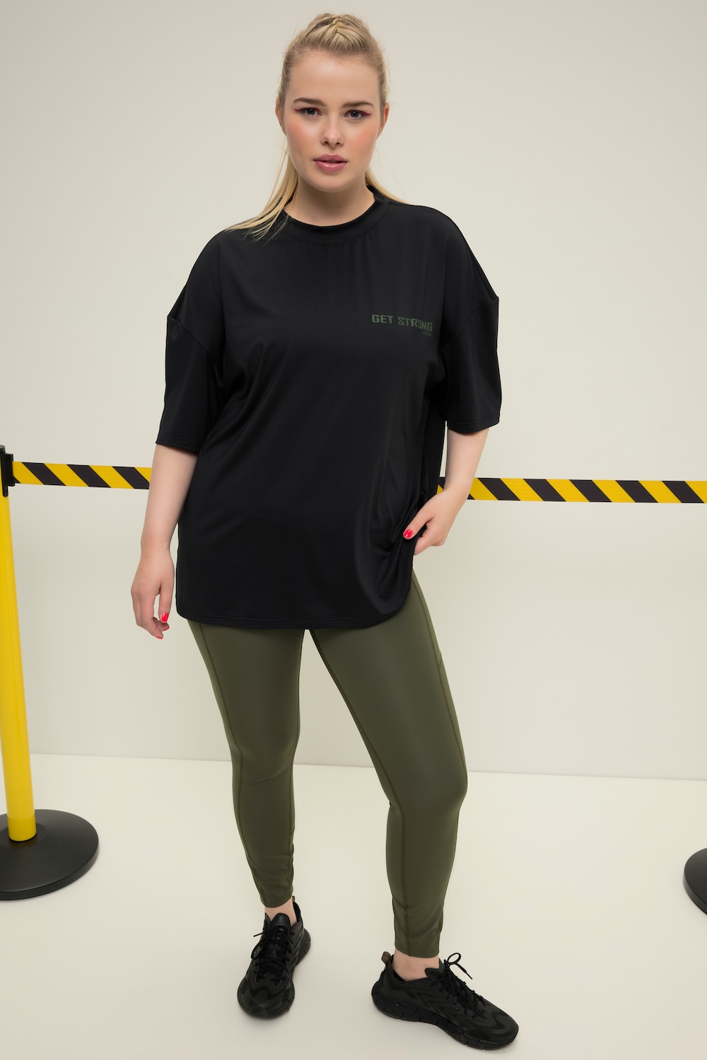 Große Größen Oversize-Shirt, Damen, schwarz, Größe: 58/60, Polyester/Elasthan, Studio Untold