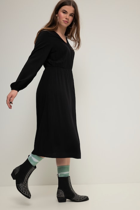 Long Sleeve V-Neck Dress