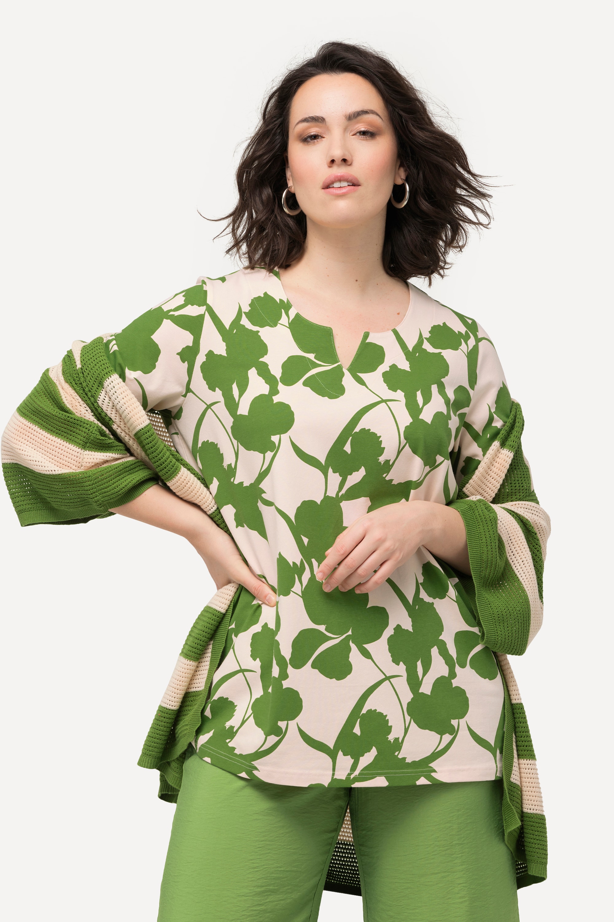 Ulla Popken Damen große Größen Tunika Shirt Blüten A Linie Tunika Ausschnitt