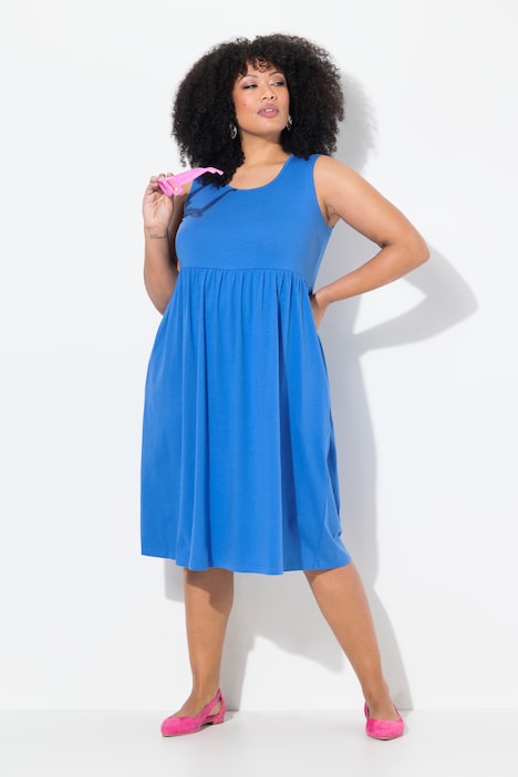 Round Neck Short Empire Knit Dress