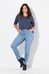 Jeans modello Sarah con taglio della gamba aderente e applicazioni