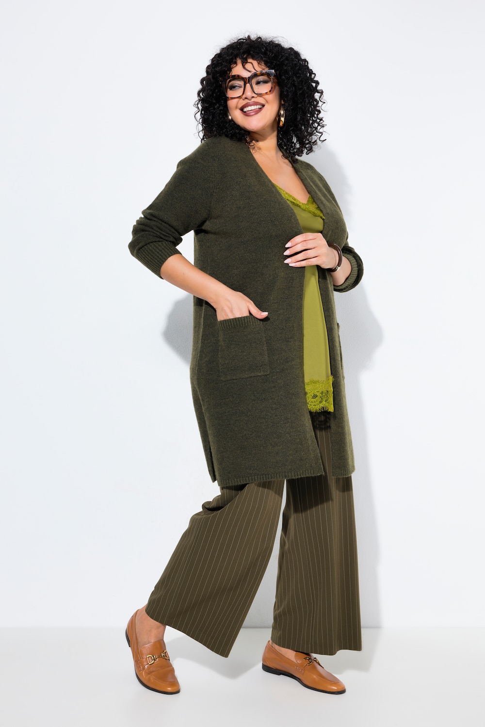 Long-Strickjacke, offene Form, V-Ausschnitt