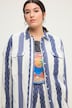 Skjortebluse med wide shape, striber og bryslommer, lange ærmer