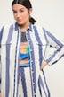 Skjortebluse med wide shape, striber og bryslommer, lange ærmer