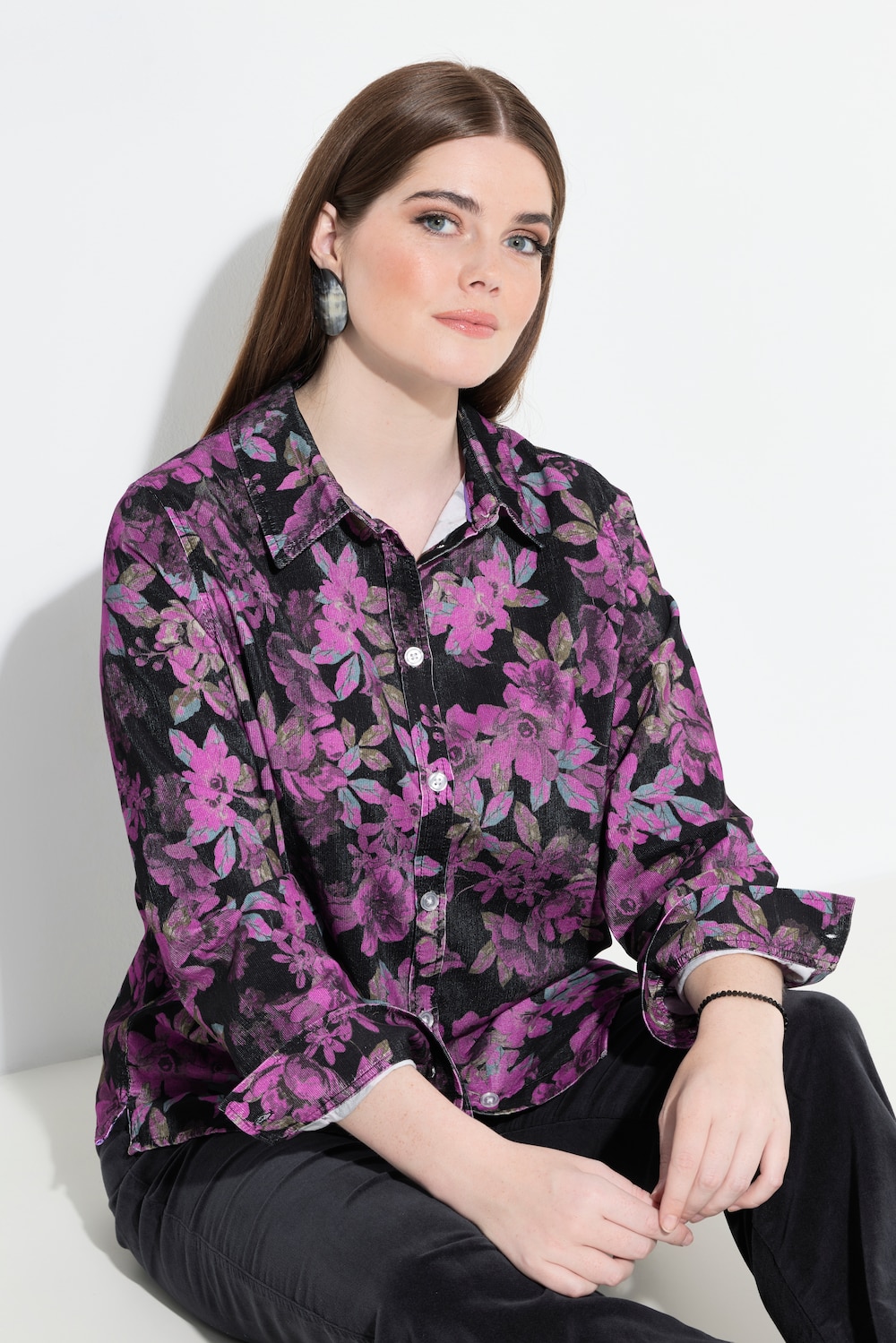 Cordbluse, floraler Druck, Hemdkragen, Langarm
